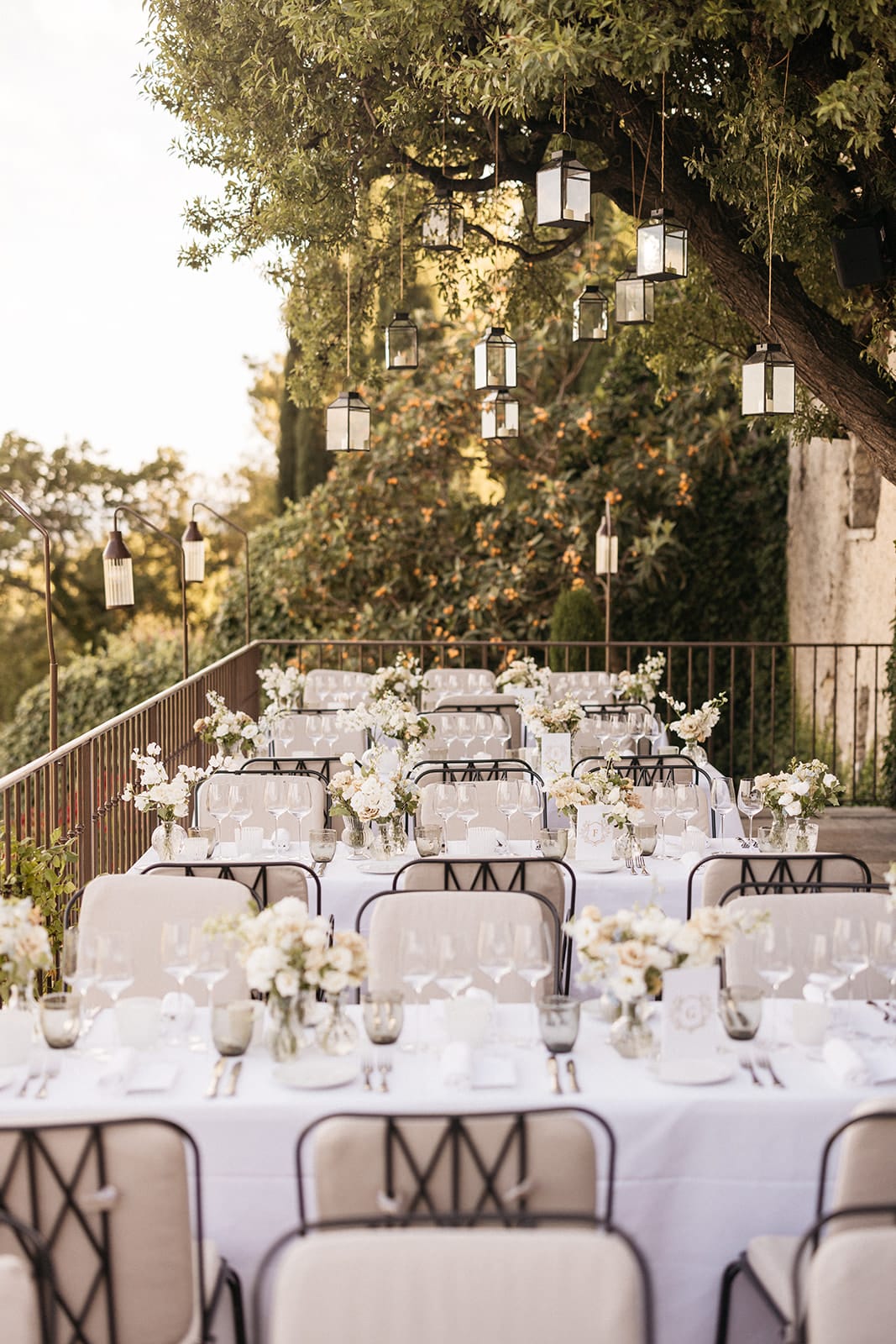 Décoration de table mariage golden hour