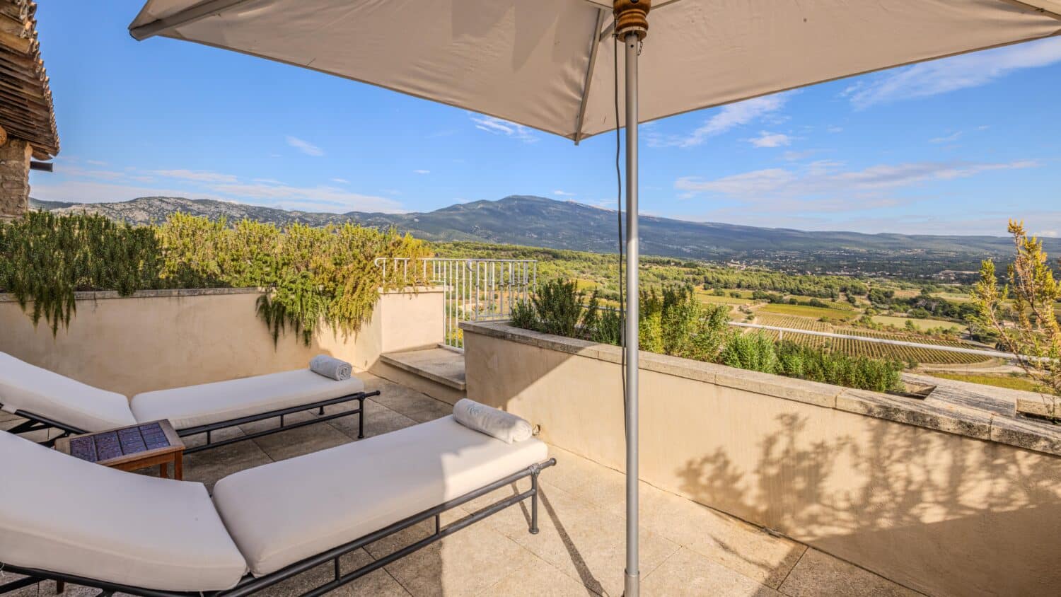 Terrasse prestige ventoux suite @Hiddencliffs