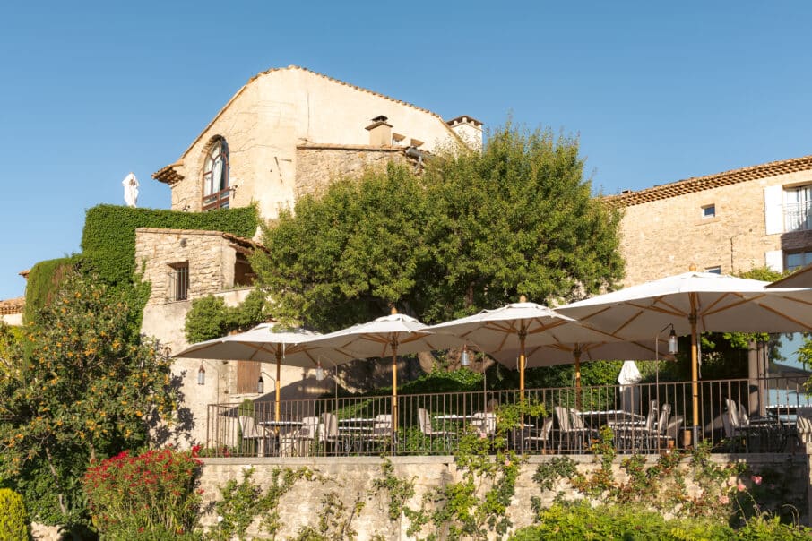 Terrasse La Table du Ventoux Hotel Crillon le Brave @morecontentstudio