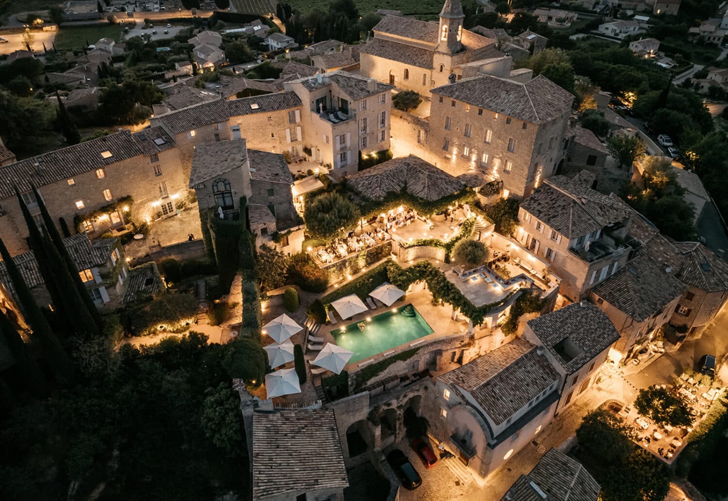 Village Crillon de nuit